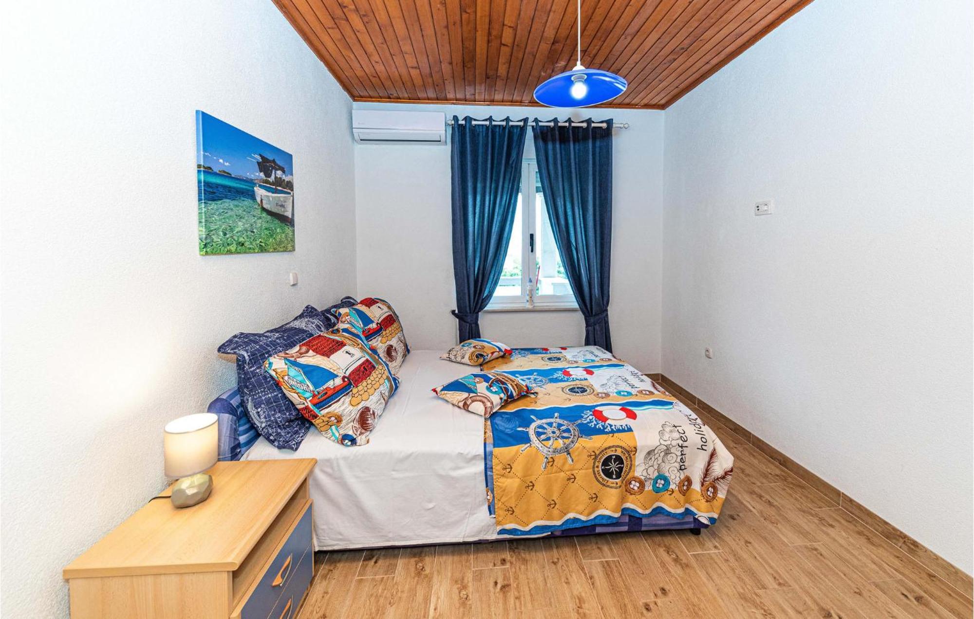 Nice Apartment In Kastel Stafilic With Sauna Kaštela Extérieur photo