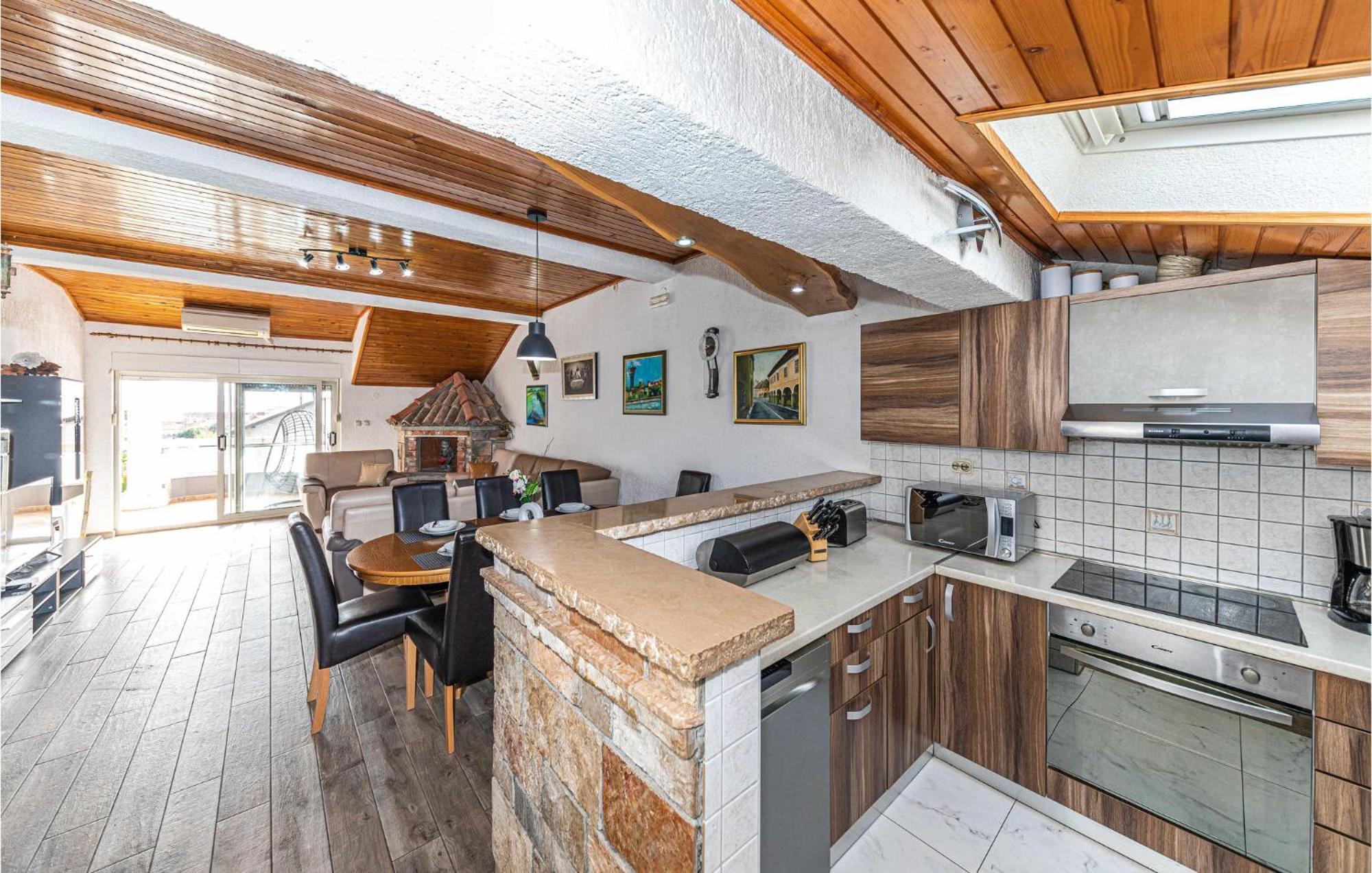 Nice Apartment In Kastel Stafilic With Sauna Kaštela Extérieur photo